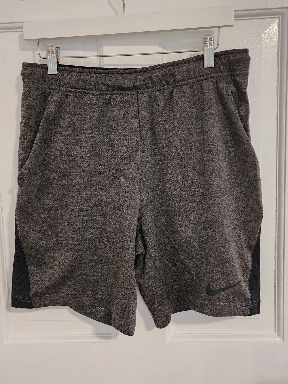 Nike Dri-FIT Shorts Men Medium Dark Gray Heather Athletic Gym Activewear Sporty